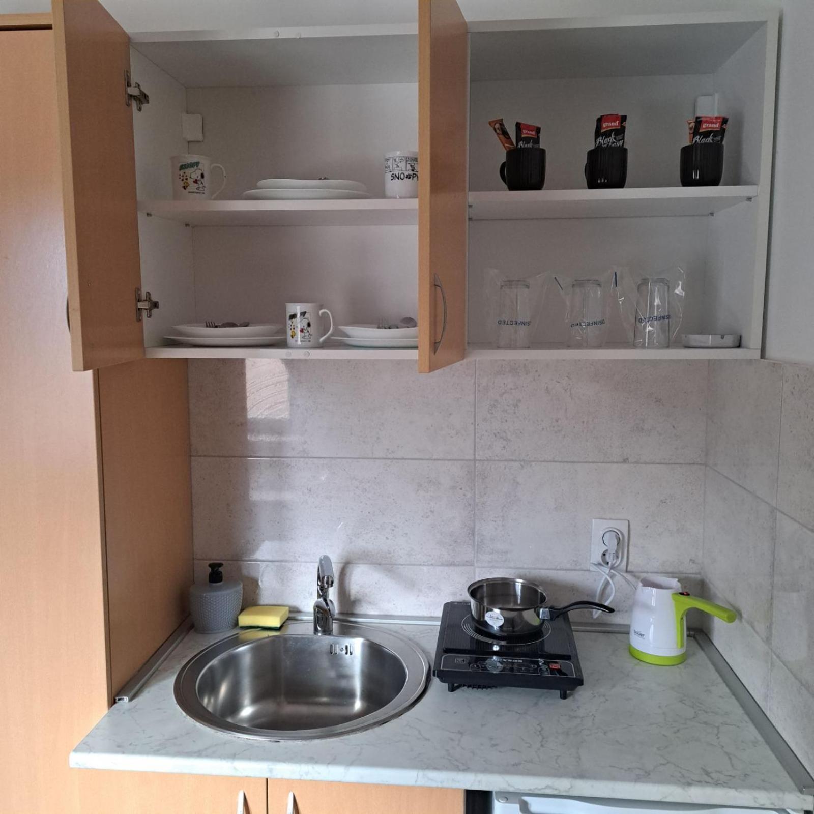 Libero Apartmani Surčin Zimmer foto