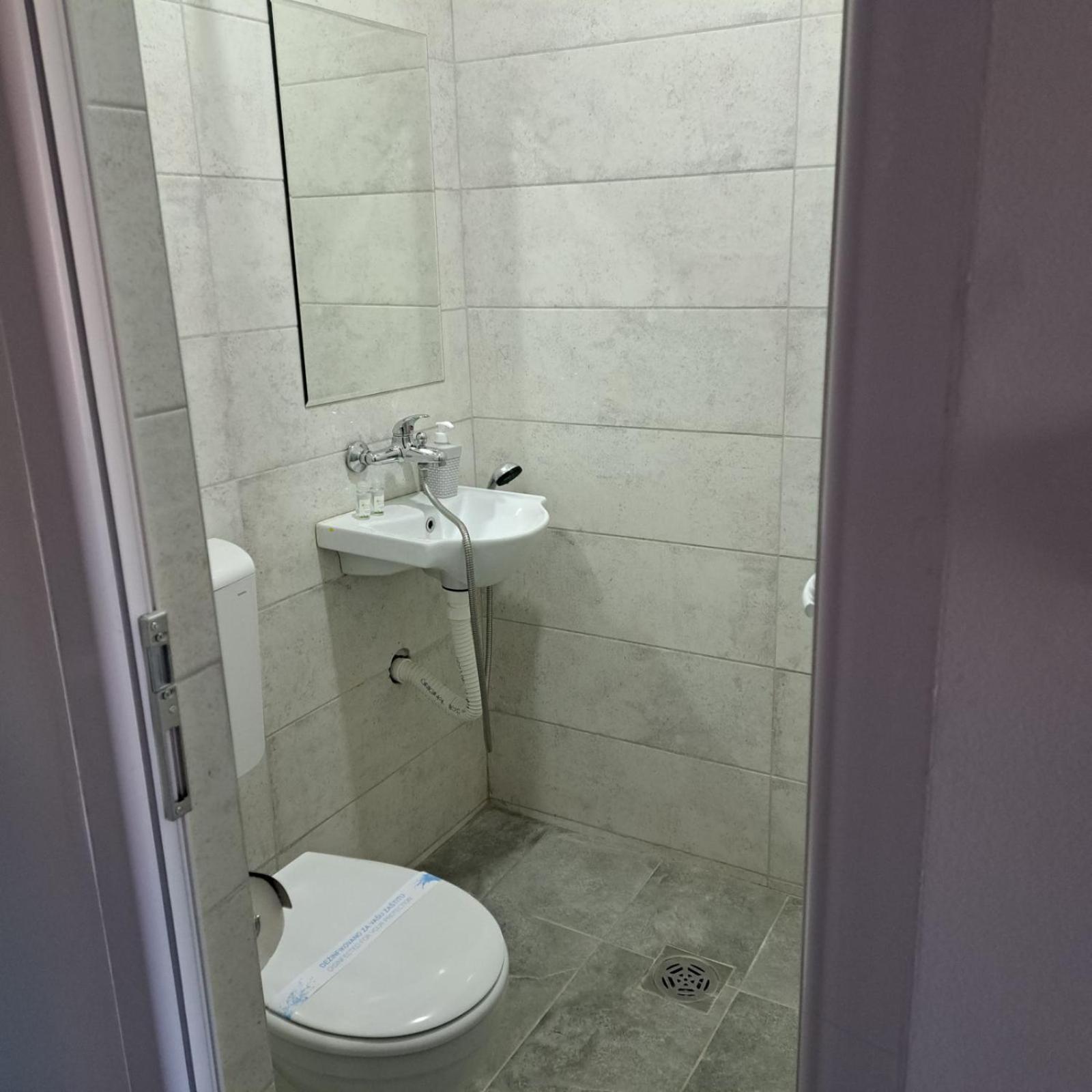 Libero Apartmani Surčin Zimmer foto